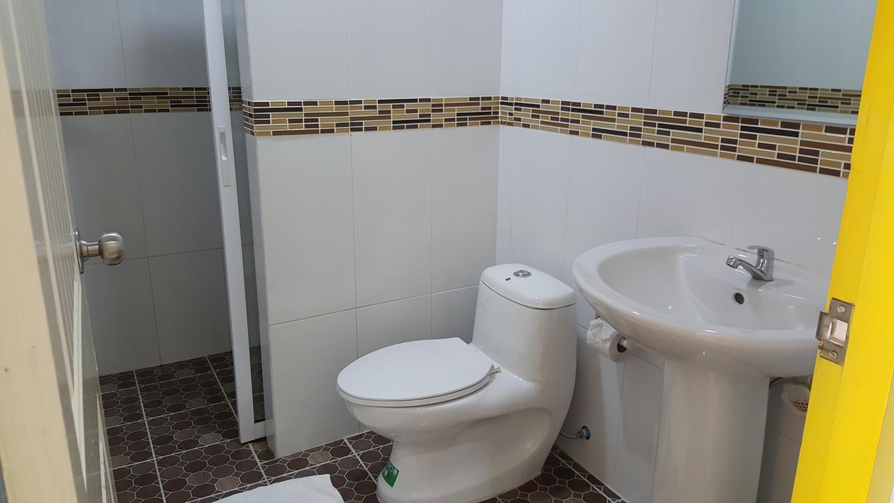 Charoensuk Grand Hotel Kabin Buri Экстерьер фото